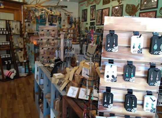 north-carolina/roanoke-region/shop/that-art-place-in-the-stock-aide
