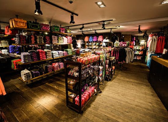 austria/kitzbuhel/shop/superdry