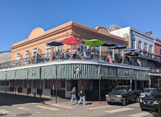 louisiana/lake-borgne/shop/shops-of-the-colonnade