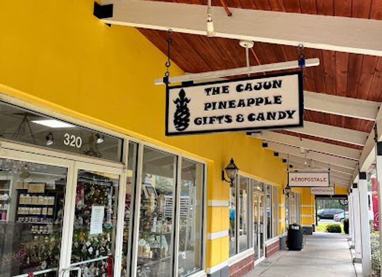 mississippi/gulfport/shop/the-cajun-pineapple-gifts-candy