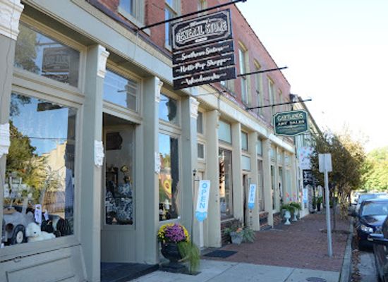 kentucky/bardstown/shop/christys-collections-three-generations-beautique-gifts