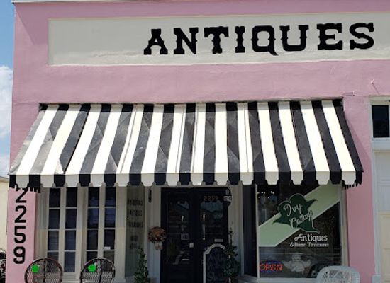 florida/fort-myers/shop/ivy-cottage-antiques-treasures