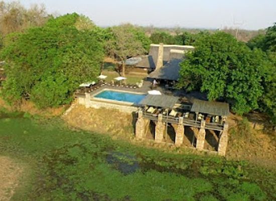zambia/luangwa-valley/shop/mfuwe-lodge-the-bushcamp-company