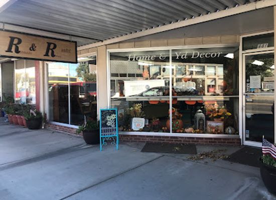 oregon/harney-basin/shop/ribbons-roses-unltd