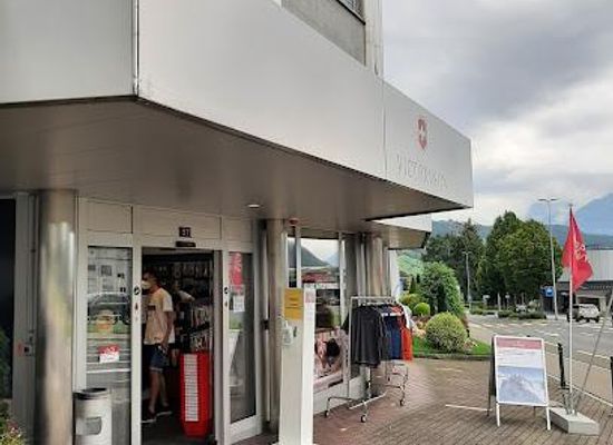 switzerland/zurich/shop/victorinox-factory-store-ibach