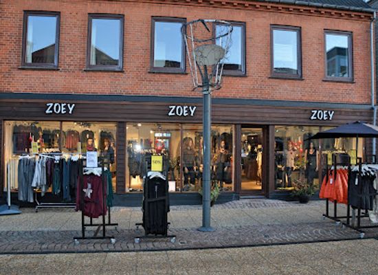 denmark/frederikshavn/shop/zoey