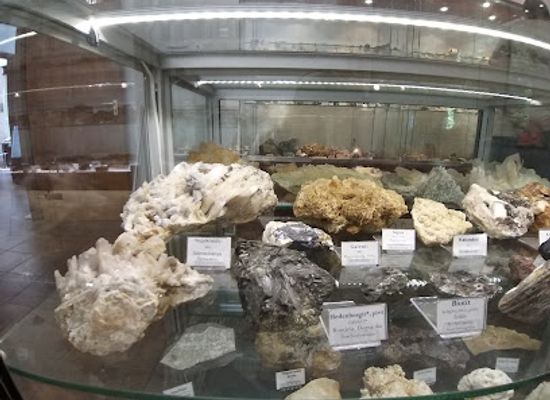 hungary/matra-mountains/shop/matra-asvanyhaz