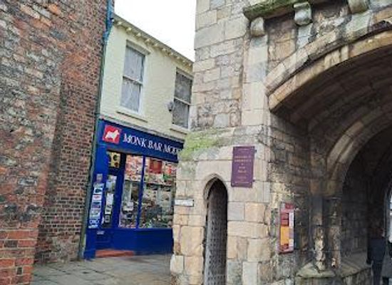 united-kingdom/leeds/shop/monk-bar-model-shop