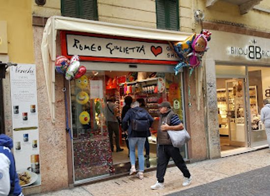 italy/verona/shop/romeo-e-giulietta-shop