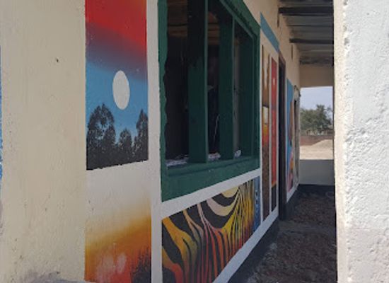 malawi/cape-maclear/shop/one-malawi-art-and-craft