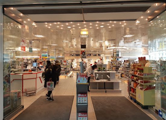 austria/vienna/meidling/shop/arcade-meidling