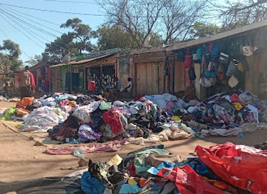 malawi/liwonde-national-park/shop/moyo-kaunjika