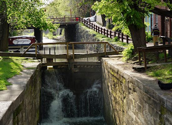 maryland/patuxent-river-region/shop/chesapeake-and-ohio-canal-historical-park-in-georgetown
