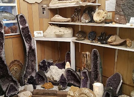 south-dakota/crazy-horse-memorial/shop/rock-shed