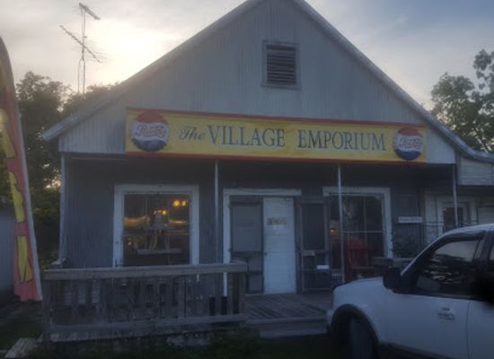 florida/suwannee-river/shop/the-village-emporium