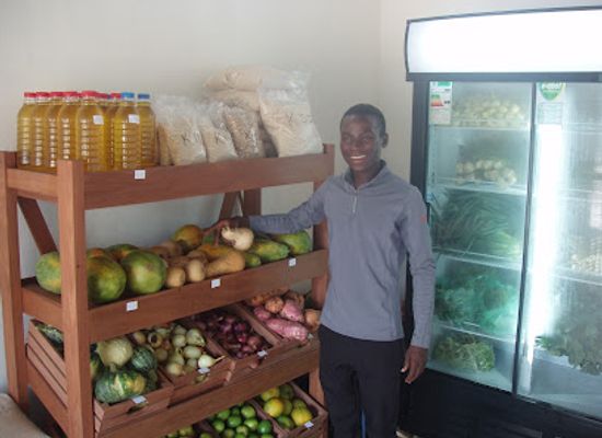 zambia/muchinga-province/shop/chikowa-shop