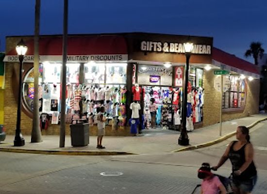 florida/daytona-beach/shop/christina-s-beachwear-gifts