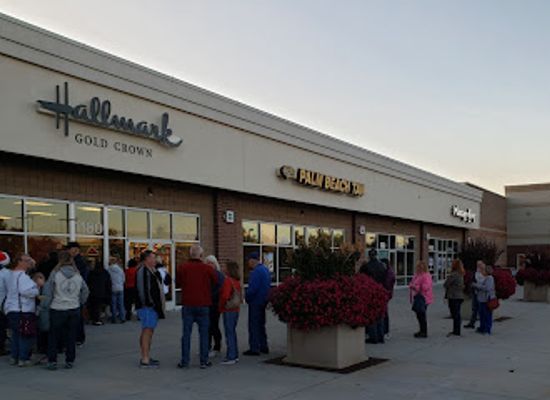 idaho/meridian/shop/winnie-s-hallmark-shop