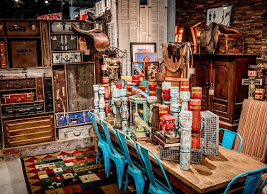 new-mexico/jemez-mountains/shop/the-raven-fine-consignments