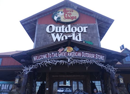 indiana/the-dunes/shop/bass-pro-shops