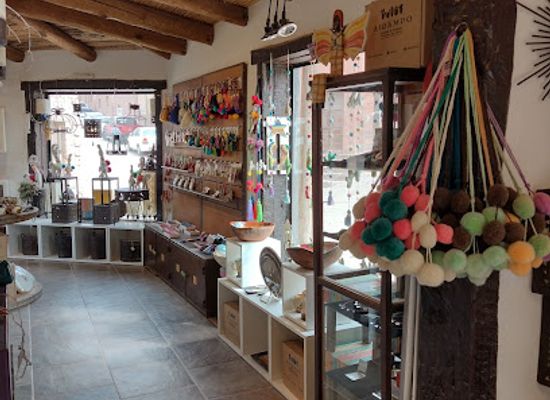 argentina/purmamarca/shop/airampo-artesanias-y-decoracion