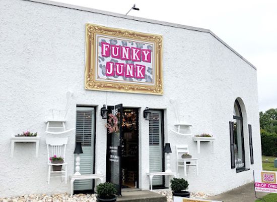 north-carolina/greenville/shop/funky-junk