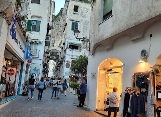italy/amalfi/shop/jp-boutique