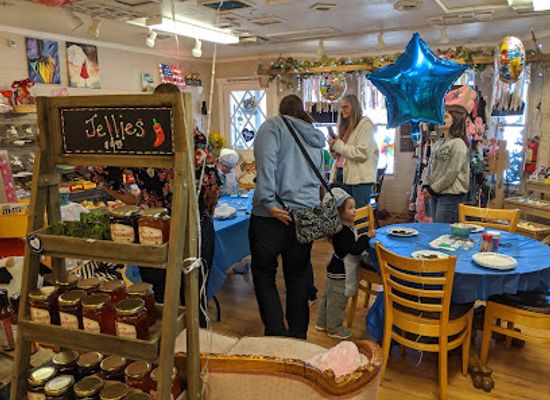 arizona/mogollon-rim/shop/sweet-country-charm-fudge-gifts