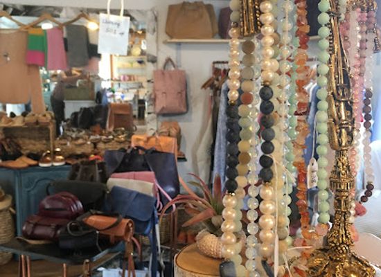connecticut/hartford-county/shop/birchway11