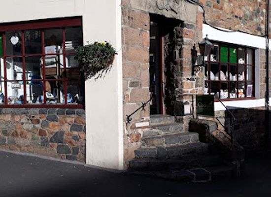 guernsey/portelet-bay/shop/cadeaux-guernsey-gift-shop