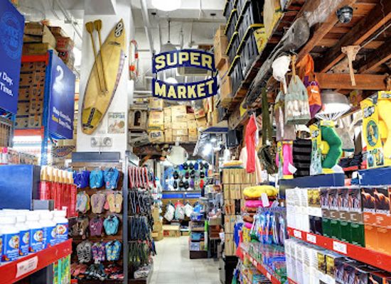 philippines/boracay/station-3/shop/pricelite-boracay-branded-overruns-convenience-store