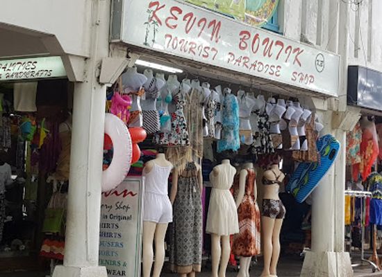 mauritius/flic-en-flac/shop/kevin-s-boutik