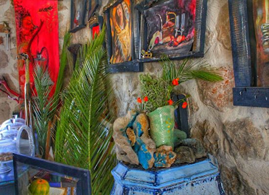 turkiye/saklikent-gorge/shop/fethiye-art-gallery-sanatra-verka-coffee-antique-art-gallery-bazaar-sanatra-sanat-galerisi-sanat-muze