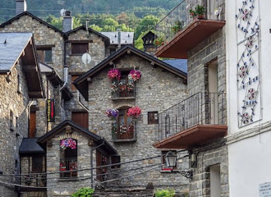 spain/ordesa-y-monte-perdido-national-park/shop/estanco-tabacos-la-casa-vieja