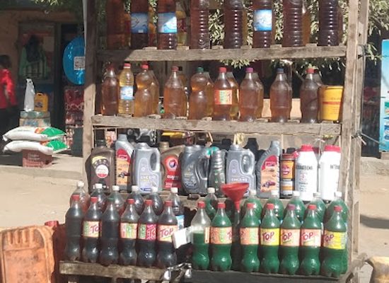 cameroon/kalamaloue-national-park/shop/quartier-douria