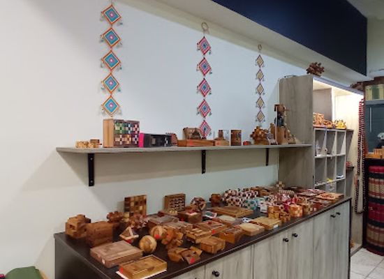 greece/kalamata/shop/craft-and-spirit