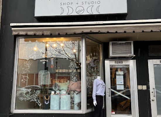 canada/ottawa-valley/shop/kindred-shop-and-studio