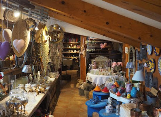 france/gorges-du-verdon/shop/brocante-la-movida-objets-et-decorations-vintage