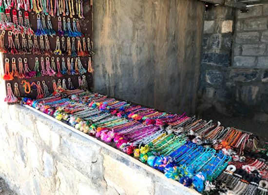 oman/jebel-shams/shop/jabal-shams-souvenir
