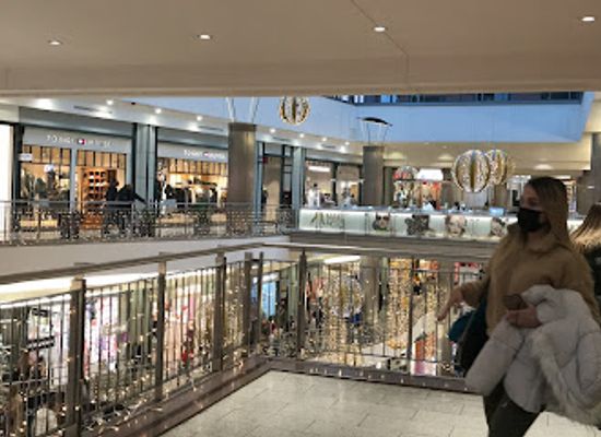 hungary/kunsag/shop/westend