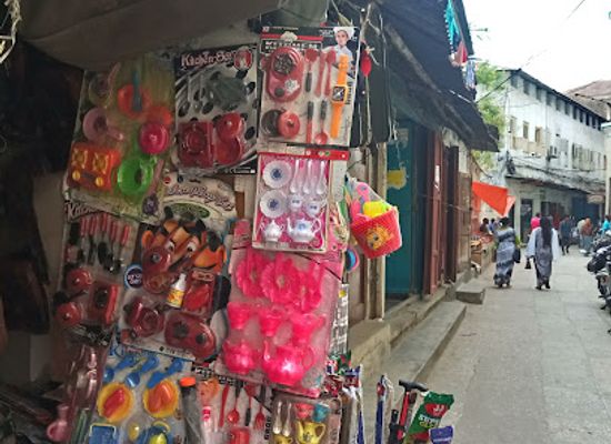 tanzania/zanzibar-island/shop/kitabwalla-bags-stationary-toys-shop