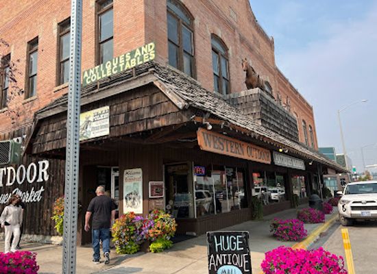montana/the-flathead/shop/western-outdoor-store