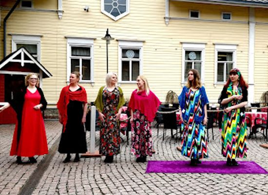 finland/north-karelia/shop/matelin-lahja-aitta