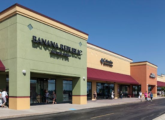 wisconsin/northern-highland/shop/johnson-creek-premium-outlets