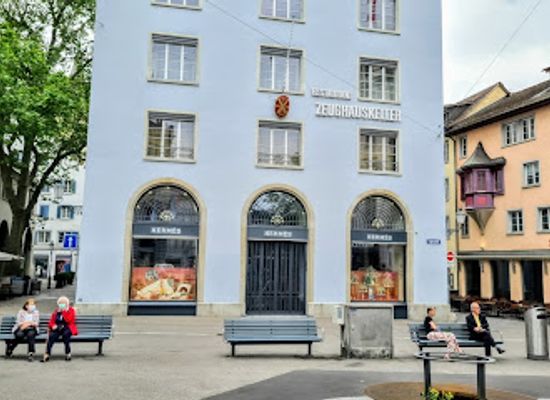 switzerland/zurich/lindenhof/shop/hermes-boutique-zurich
