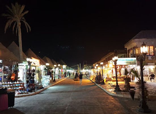 egypt/western-desert/shop/la-strada-mall