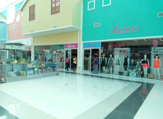 saint-lucia/dauphin/shop/baywalk-shopping-mall