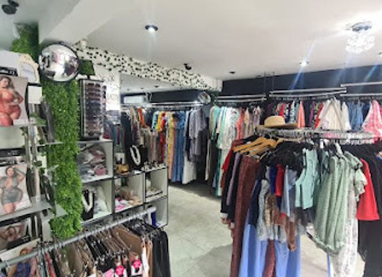 nicaragua/pacific-region/shop/curves-plus-size-boutique