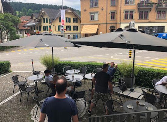 switzerland/emmental/shop/harmony-ursula-arm-second-hand-boutique-cafe