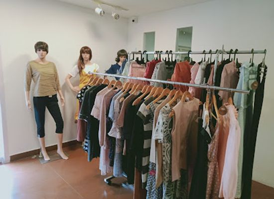 india/kozhikode/shop/ostrich-clothing